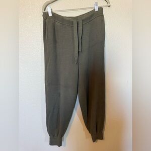 Back Beat Co. Olive Ribbed Knit Joggers